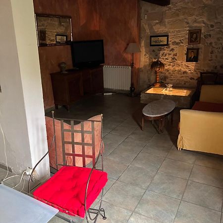 La Maison Sur La Place Aigues-Mortes Exteriér fotografie